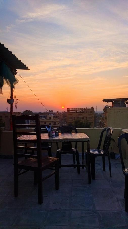 Relax Inn Jaisalmer Esterno foto