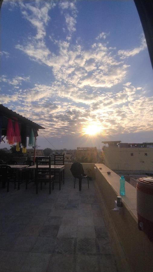 Relax Inn Jaisalmer Esterno foto