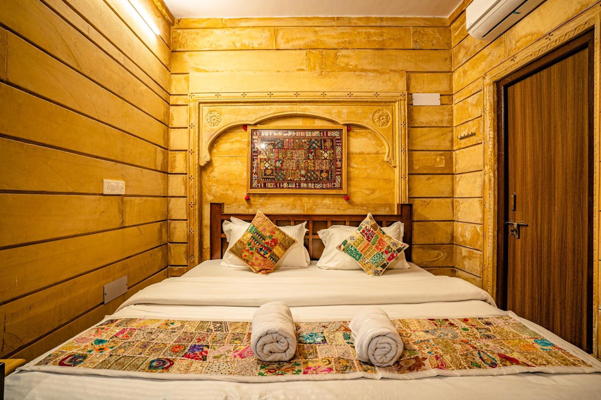 Relax Inn Jaisalmer Esterno foto