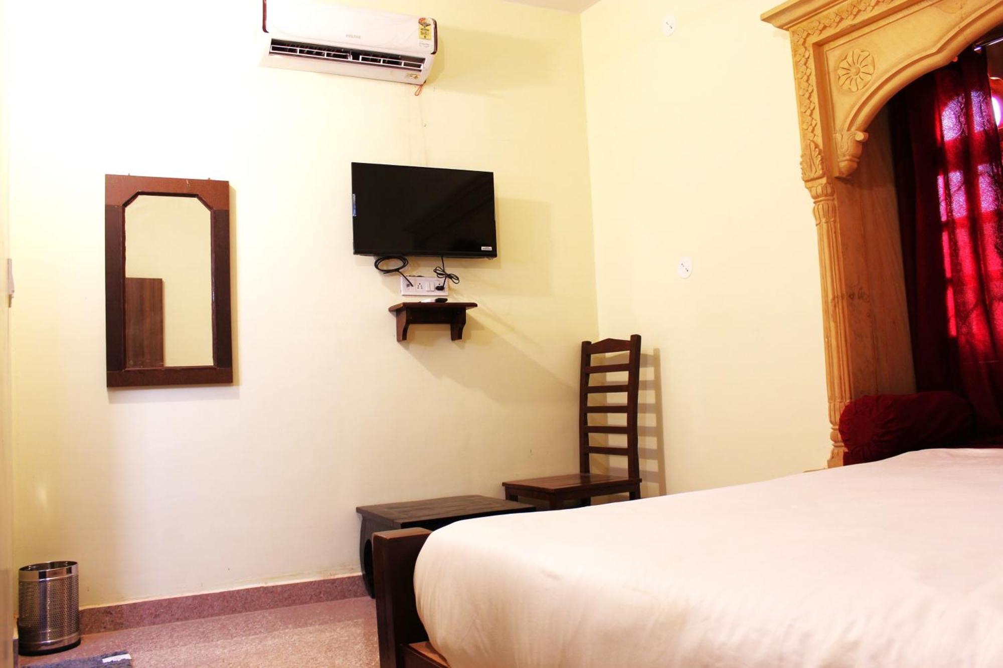 Relax Inn Jaisalmer Esterno foto
